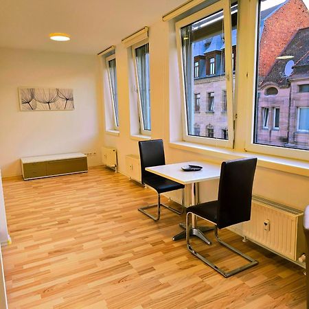 B&R Apartment In Fürth エクステリア 写真